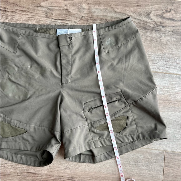 Nike ACG vented hiking short size 14 - Picture 8 of 12